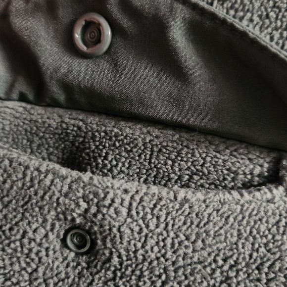 fleece pull over - Picture 3 of 4